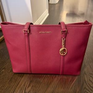 Michael Kors Zip Tote Red/Burgundy Pre-owned